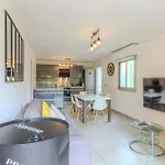 Апартаменты Delmas 3 3 Spacieux Avec Grande Terrasse Антиб