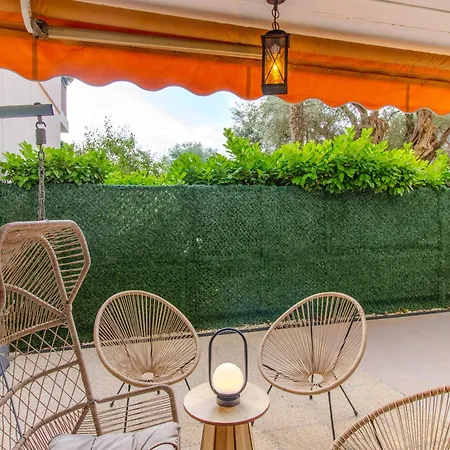 Delmas 3 3 Spacieux Avec Grande Terrasse Antibes